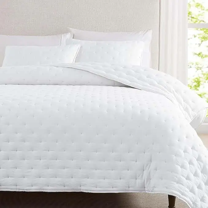 Parachute Home Cloud Cotton Quilt
